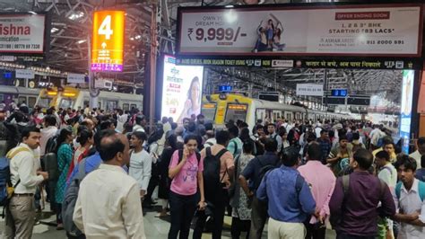 Mumbai Train Services On Kalyan Kasara Section Near City Stopped After