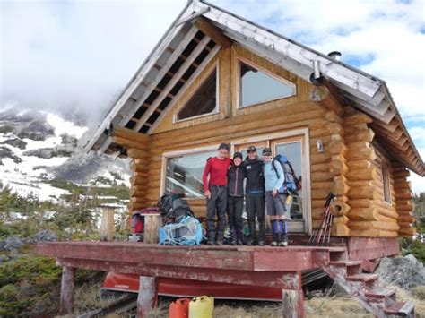 Hiking in the remote Canadian wilderness | Active Earth Adventures