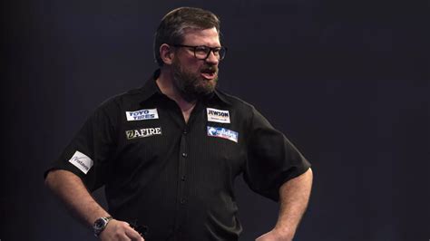 James Wade fights back to overcome Steve Beaton in Players Championship ...