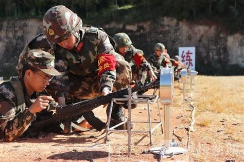 新兵实弹射击初体验，把热血与激情压进枪膛！荔枝军事荔枝网新闻