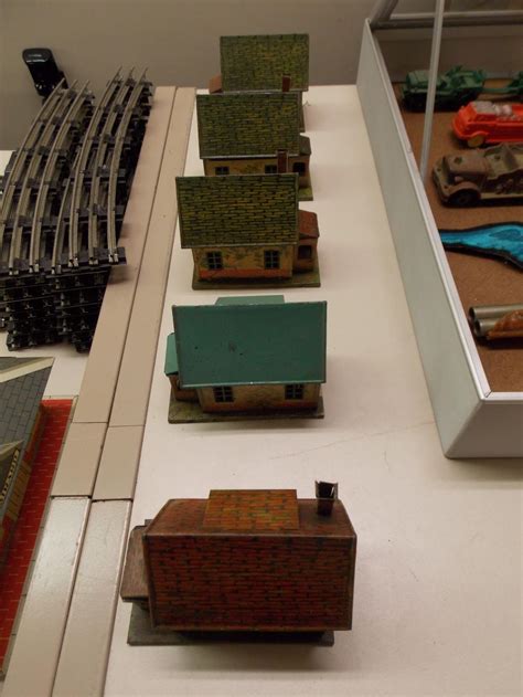 Sold Price: Lionel Train buildings - April 6, 0122 9:00 AM EDT