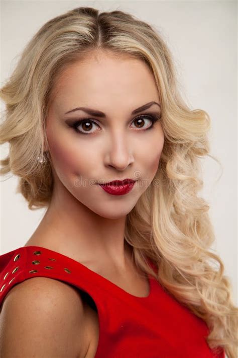 Passionate Sexual Foreplay Foreplay Tips Hot Foreplay In Bedroom Lover Naked Female Body