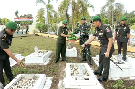 HUT Kodam VI Mulawarman Ke 65 Kodim 1008 Tabalong Ziarah Dan Tabur