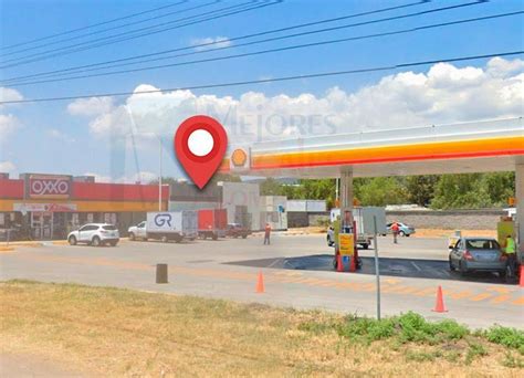 LOCAL EN RENTA GASOLINERA CELAYA GTO 79 M2 Lamudi Mx