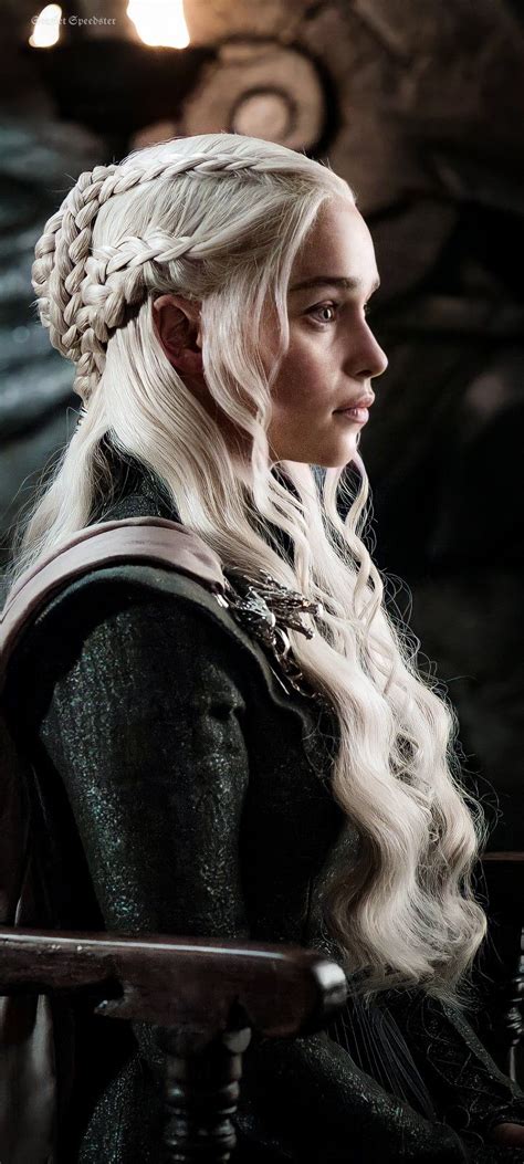 Game Of Throne Actors Dreamy Room Mother Of Dragons Emilia Clarke