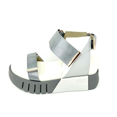 Sandalia United Nude Gris Mis Enriquetas