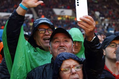 Bruce Springsteen in Sunderland: 25 photos of The Boss' rain soaked ...