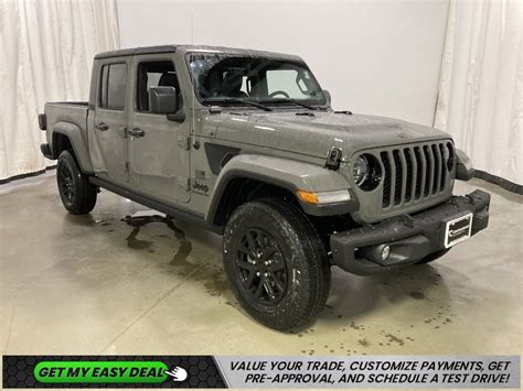 New Jeep Gladiator Freedom Crew Cab In Milford P