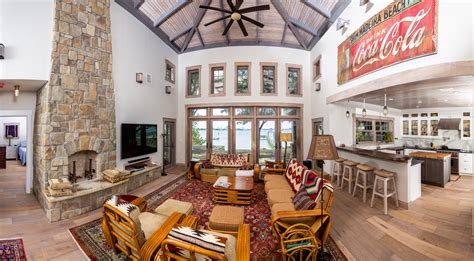 tips  working   custom home builder nelson construction