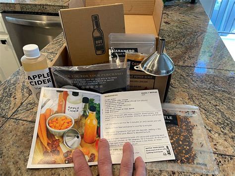 Deluxe Hot Sauce Making Kit Review Hot Sauce Addict Approved Kevin