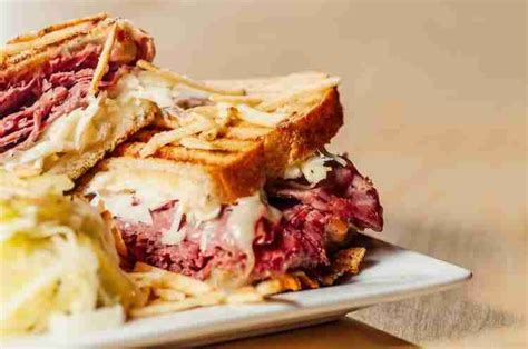 Pastrami New York I 4 Ristoranti Dove Mangiare Il Panino Migliore