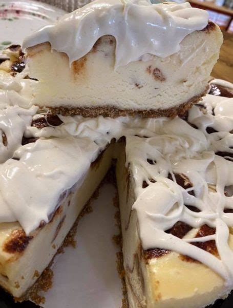 Cinnamon Roll Cheesecake Grandma S Homemade Goodness