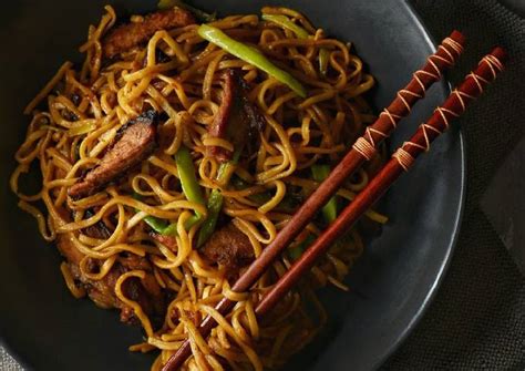 Char Siu Pork Chow Mein Recipe By Natalie Marten Cookpad