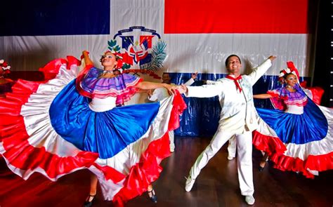 El merengue, el ritmo que marca la Navidad dominicana | La República EC