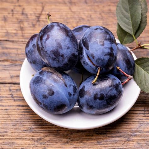 20 Naturally Blue Fruits Foods List Insanely Good