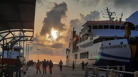 Masuk Pelabuhan Penagi Natuna Kini Tak Gratis Lagi Cek Tarifnya