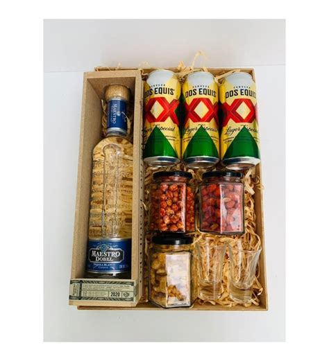 Charola De Tequila Maestro D Con Cervezas Y Botanas Feliz Cumplea Os