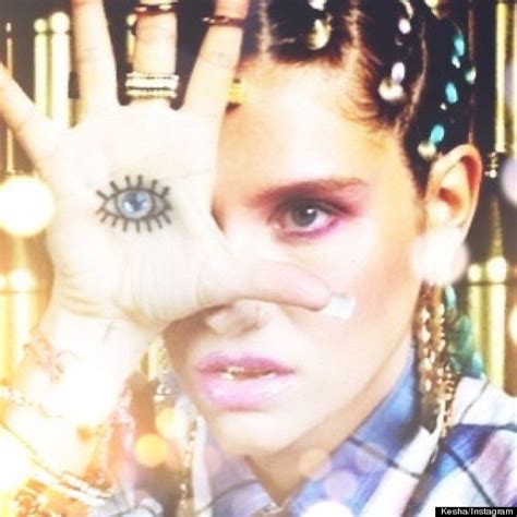 Ke$ha Films 'Crazy Kids' Video Looking Like A Thrift Store Threw Up On Her (PHOTOS) | HuffPost ...