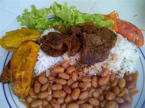 Arroz Habichuela Y Carne