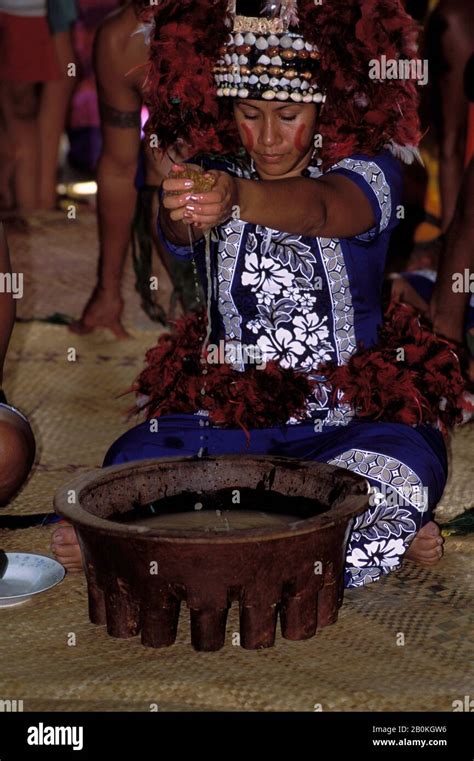 WESTERN SAMOA, UPOLU ISLAND, KAVA CEREMONY Stock Photo - Alamy