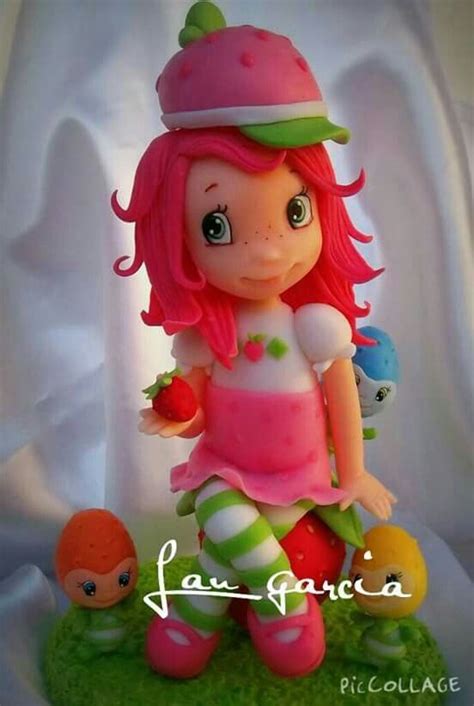 Frutillita Porcelana Fria Creaciones Laura Garcia Sugar Art Clay