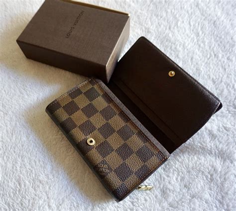 Louis Vuitton Damier Ebene Tresor Wallet