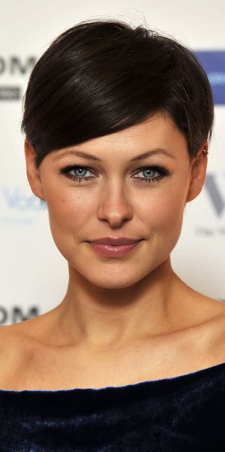 Pixie haircut celebrities