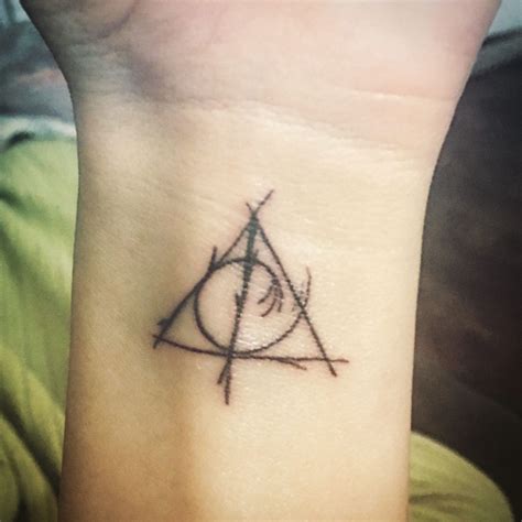 140 De Los Mejores Tatuajes De Harry Potter En 2020 Harry Tattoos