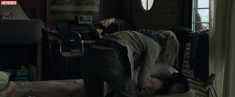 Naked Oriana Sabatini In Perdida