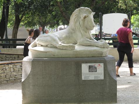 En images Les stèles et statues qui font l histoire de Montélimar