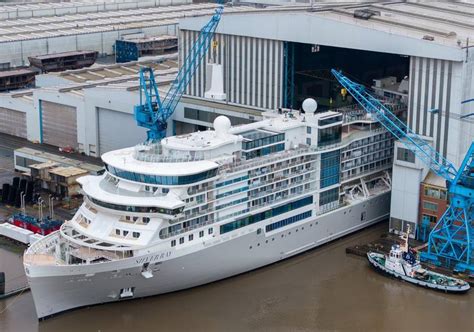 Crucero más nuevo de Silversea sale a flote en Meyer Werft