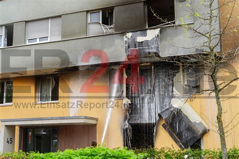 Feuer In Mehrfamilienhaus In Freiburg Ausgebrochen EinsatzReport24