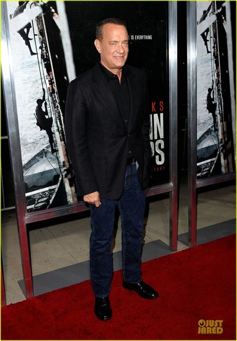 Tom Hanks And Emile Hirsch Captain Phillips La Premiere Photo