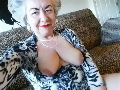 Porn Old Upper Classes Nude Pictures Granny Pussy