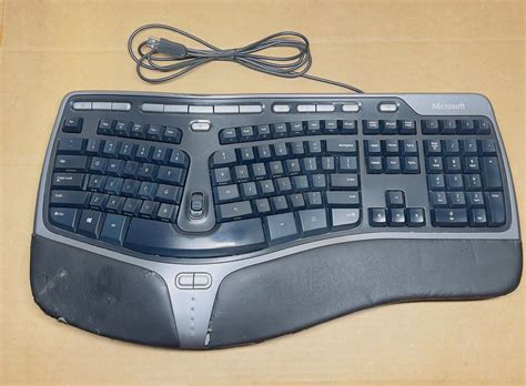 Used Microsoft Natural Ergonomic Keyboard 4000 V1 0 Ku 0462 Usb Wired Grade B Ubb Threads