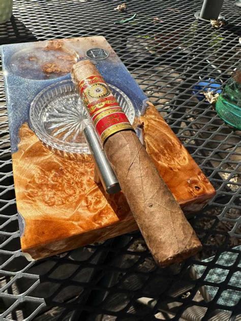 Perdomo Th Anniversary Sun Grown Cigar Review