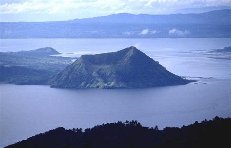 Projeto Quartzo Azul Vulc O Taal Nas Filipinas Amea A Entrar Em Erup O