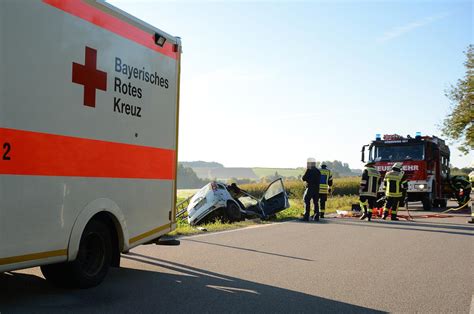 Neumarkt St Veit Fotos vom Unfall auf Staatsstraße 2111 zwischen