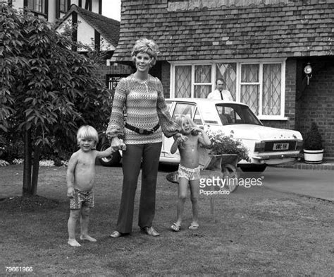 Sport Football Essex England 13th August 1970 Tina Moore Wife News Photo Getty Images