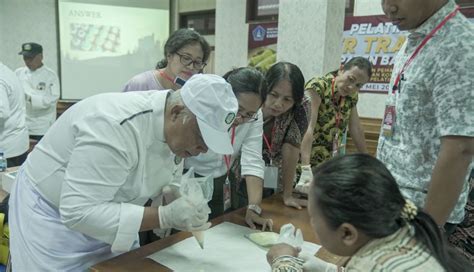 Nusabali Diskopukmp Badung Gelar Pelatihan Kuliner Tradisional