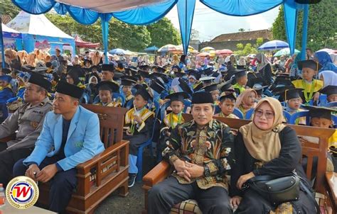 Hadiri Wisuda Santri TKA TPA TQA Se Kec Tamansari Kang AW Apresiasi