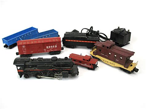 Vintage Lionel Train Set c. 1950s | Property Room