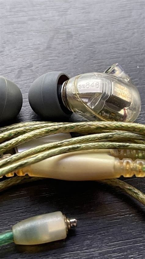 Legendary Shure Se846 Gen1 For Audiophiles In Ear Monitors Audio Earphones On Carousell