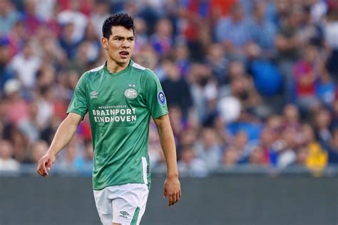 Transfer News Lozano Relishing Napoli Record Status Squawka