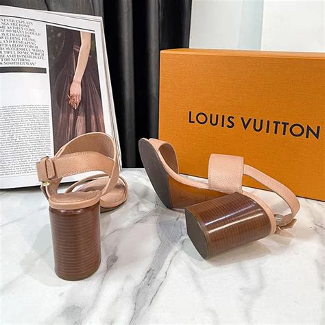 Giày Cao Gót Nữ Louis Vuitton LV Horizon Sandal Màu Hồng Nude Size 38 5