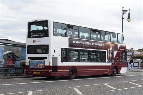 LB 951 North Bridge Edinburgh Lothian Buses Volvo B9TL Flickr