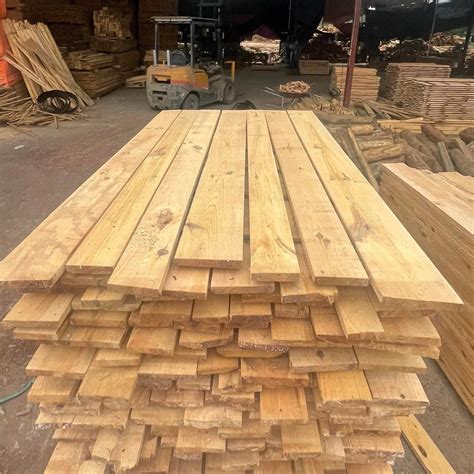 High Quality Pine Wood Timber Lumber For Wholesale Construction Natural