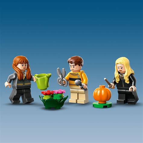 LEGO Harry Potter Hufflepuff House Banner 2in1 Toy 76412 1 ct | Shipt