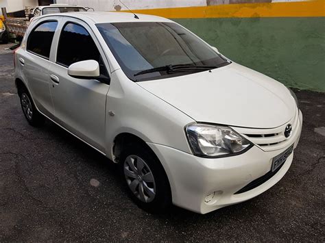 Leilão Online TOYOTA ETIOS HB X 2015 2015 BRANCA ALCO GASOL