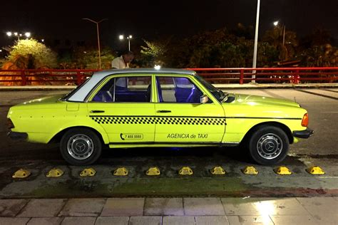 Mercedes Benz Taxi La Habana Cuba 2020 RiveraNotario Flickr